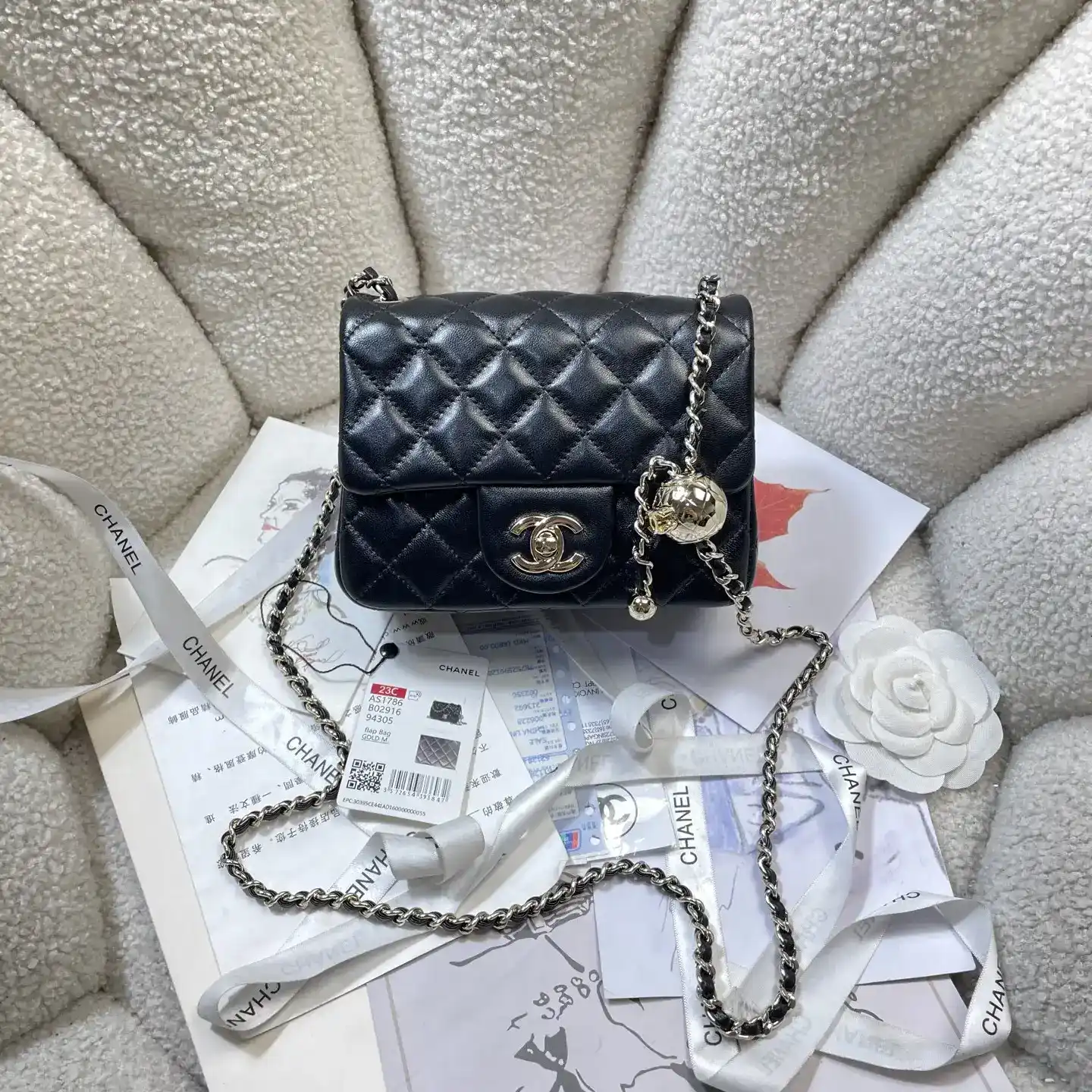 Chanel Chain-Accented Shoulder Bag product photo from LabelPicks