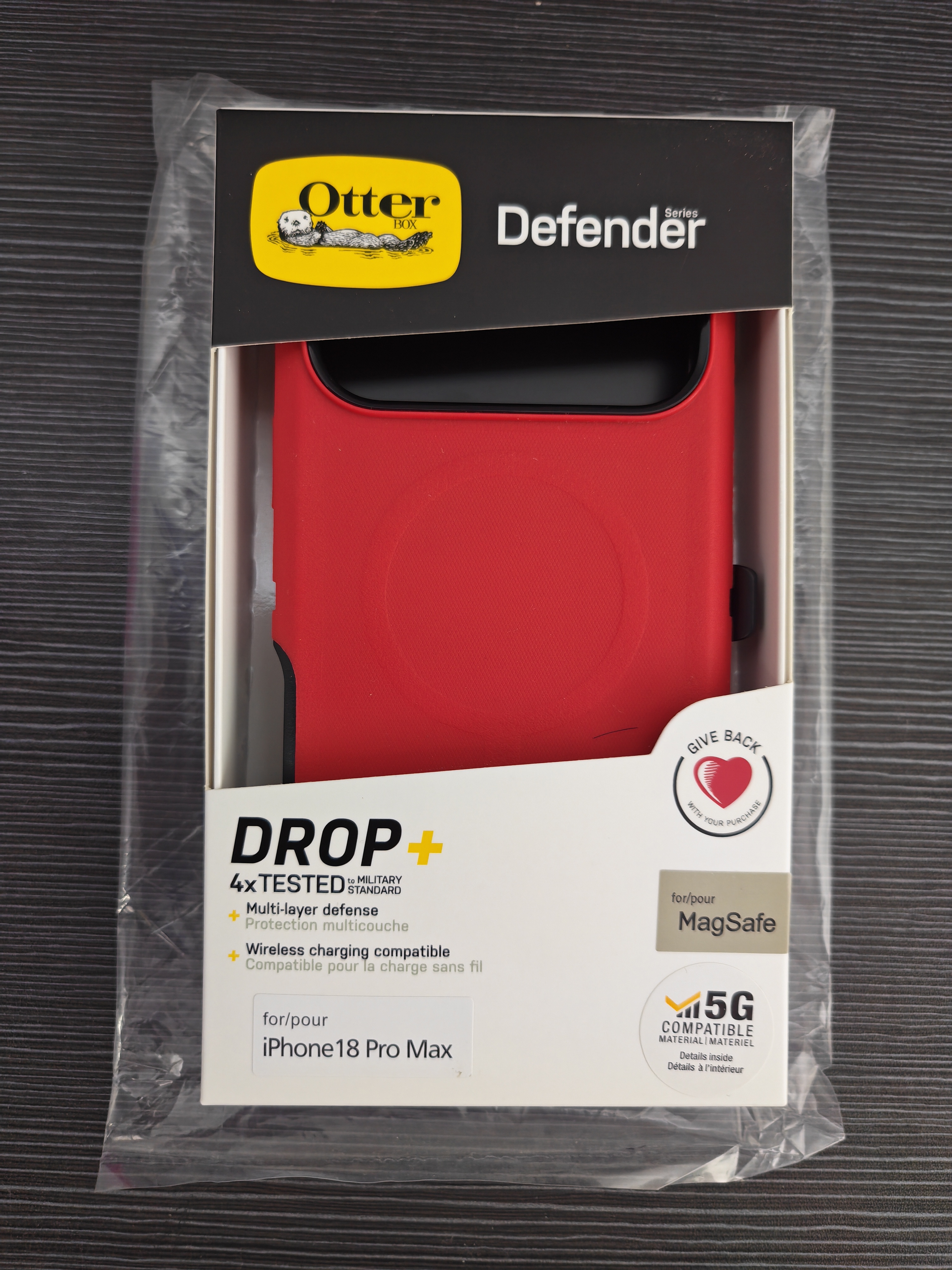 iPhone 18 Pro Max / 18Pro Max Defender Pro Otterbox Magsafe Case Red Brand New (0922) - GreshamTech
