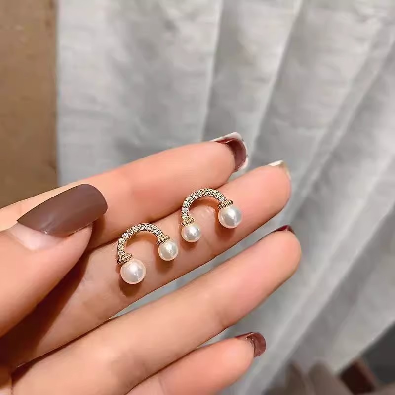 s925 sterling silver cloud pearl earrings for women, light luxury niche design geometric earrings, cute and compact ear accessories