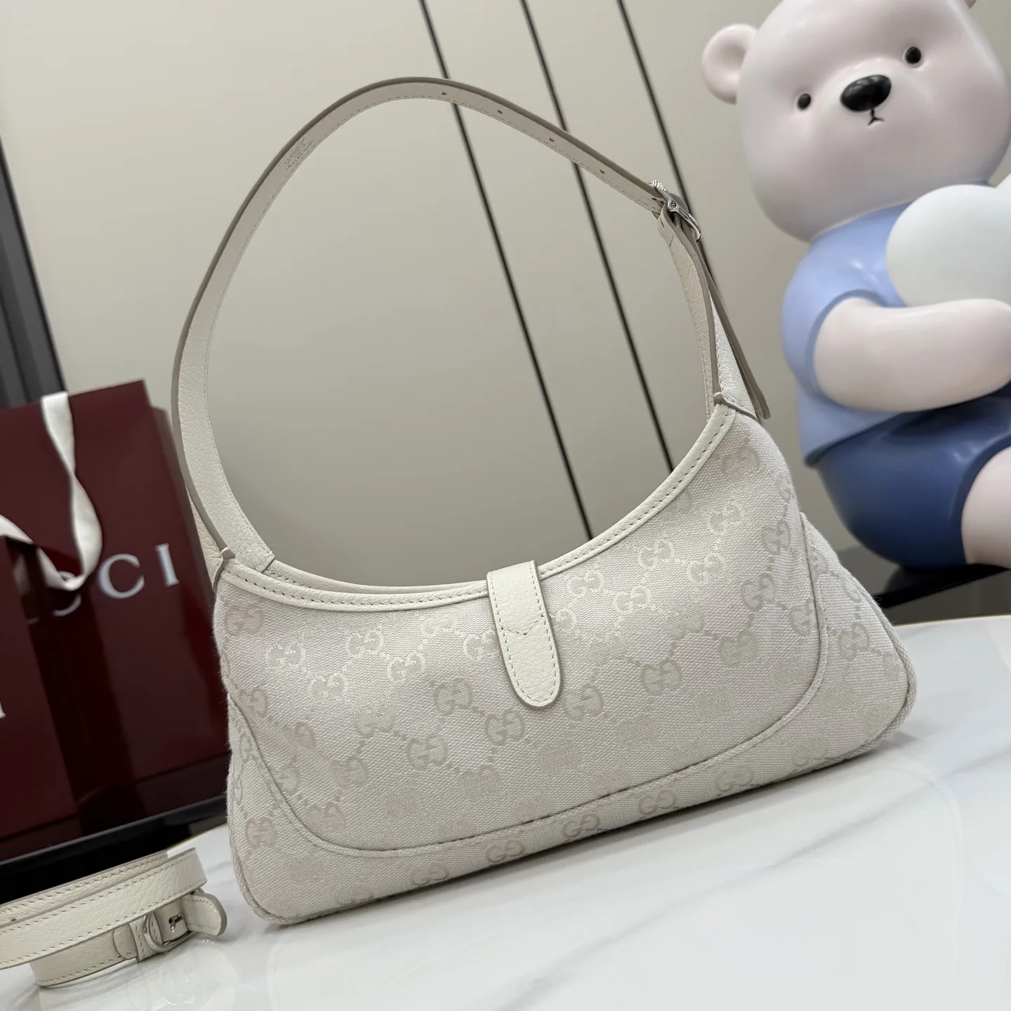 Gucci Jackie Shoulder Bag product photo from LabelPicks
