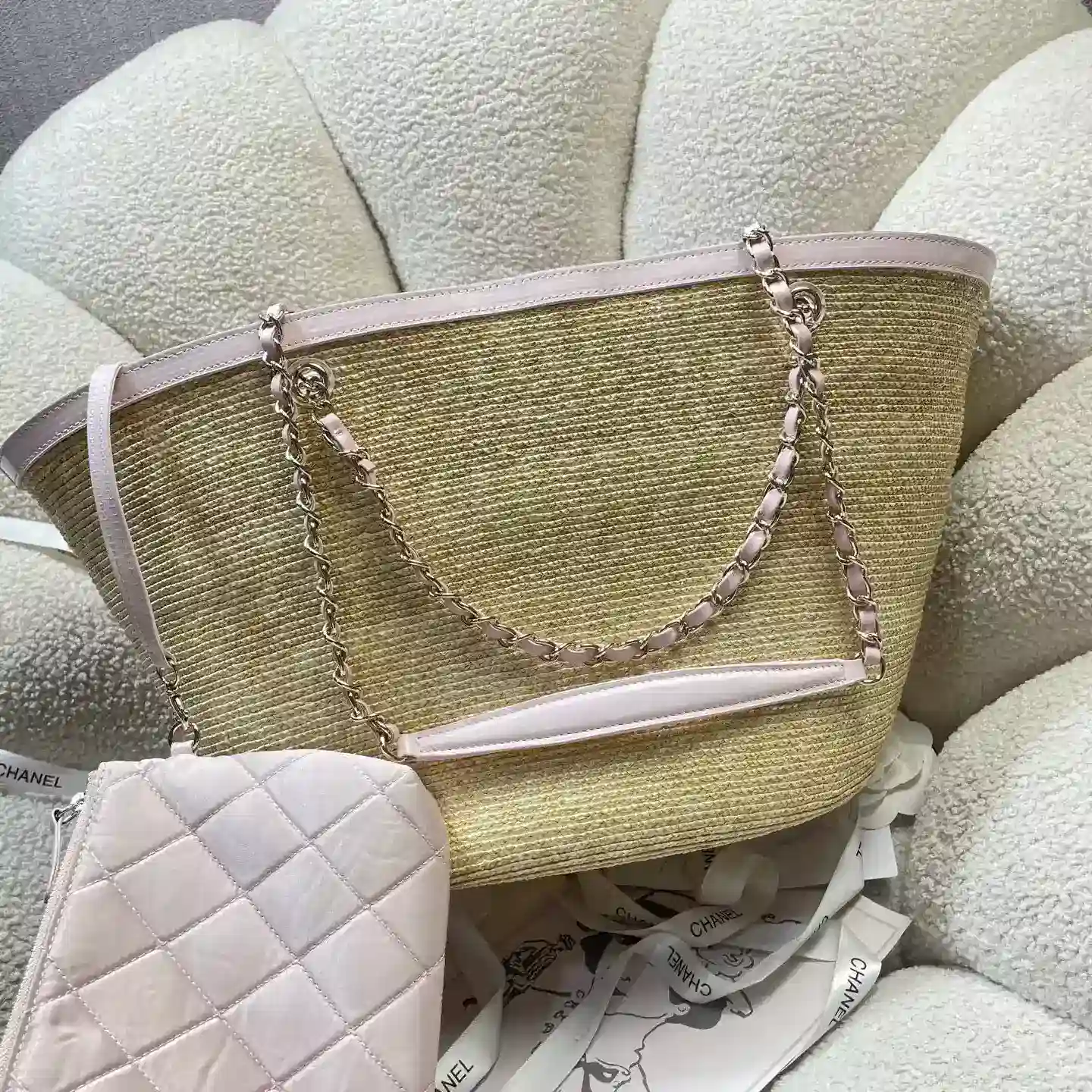 Chanel White Straw Woven Tote Bag product photo from LabelPicks