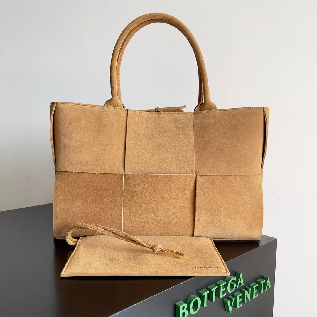 Bottega Veneta Intrecciato Woven Leather Tote Bag product photo from LabelPicks