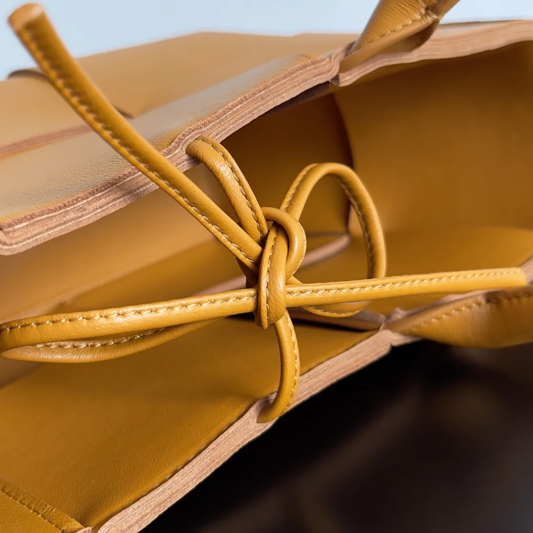 Bottega Veneta Brown Intrecciato Woven Leather Tote Bag product photo from LabelPicks