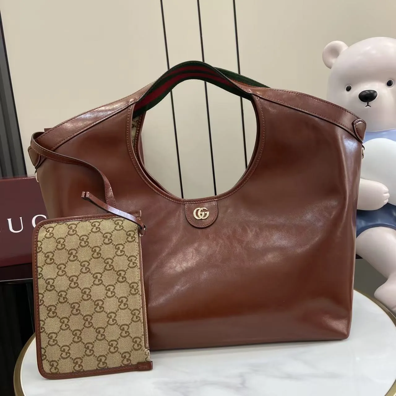 Gucci GG Supreme Canvas Tote Bag product photo from LabelPicks