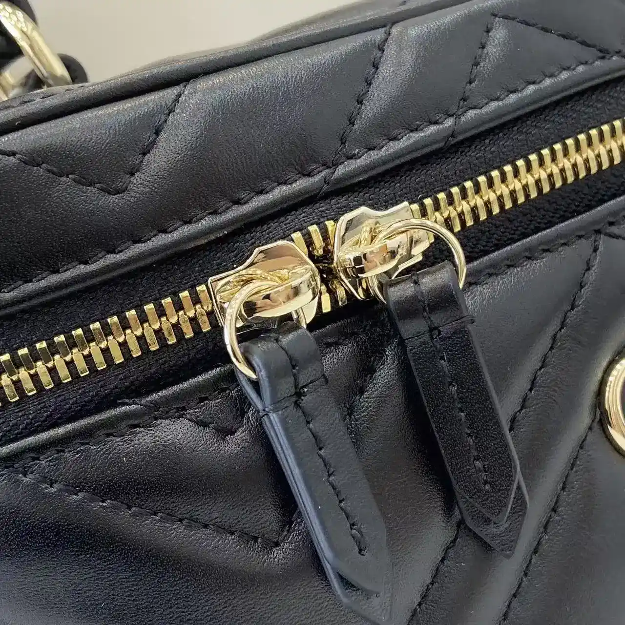 Gucci Black Marmont GG Supreme Canvas Top Handle Bag product photo from LabelPicks