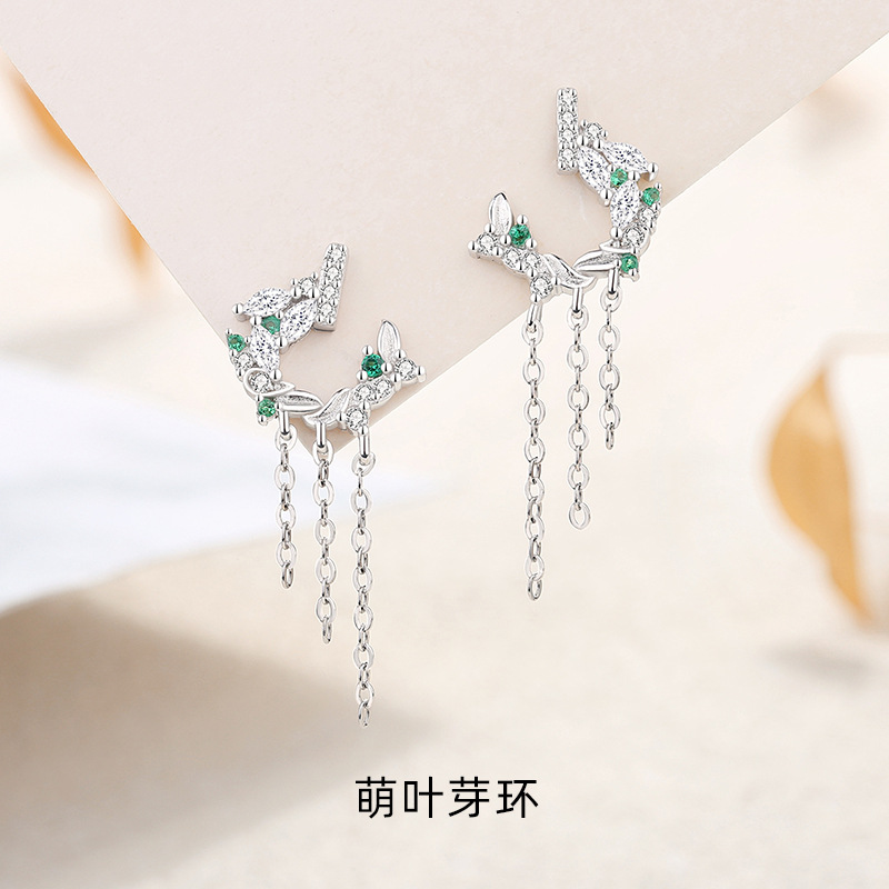 Original forest-themed leaf earrings for women, made of pure silver, summer Korean style, fresh and delicate tassel earrings, ins light luxury vintage earrings