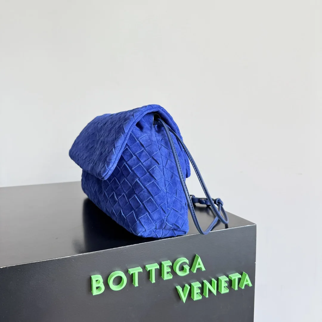 Bottega Veneta Intrecciato Woven Leather Dustbag Clutch product photo from LabelPicks