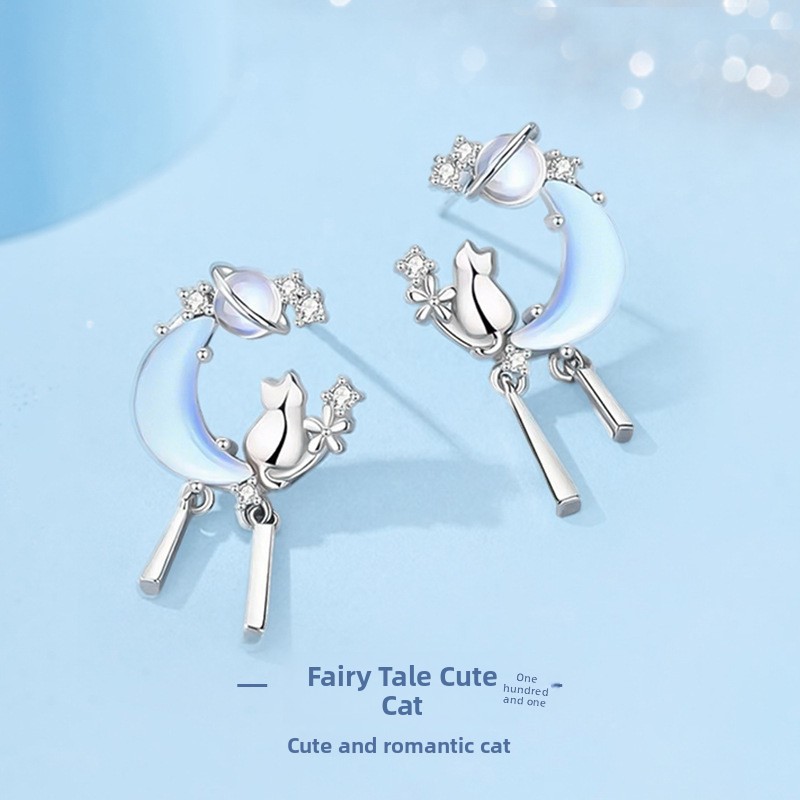 925 sterling silver fairy cat earrings, niche design moonstone earrings, trendy Instagram star and moon cat earrings