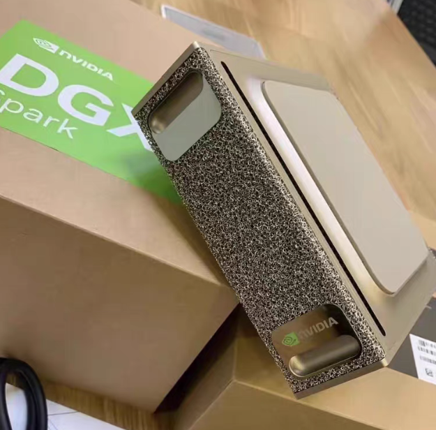 DGX Spark 128GB+4TB Brand New AI Modeling Computing Brand New - GreshamTech