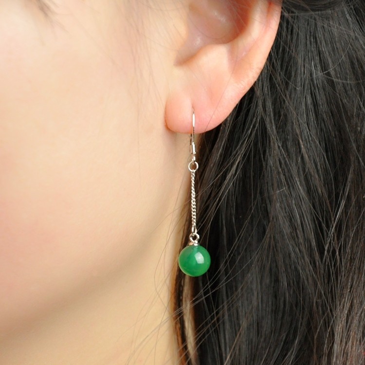 S925 sterling silver green chalcedony bead tassel earrings, a trendy and versatile accessory for women, a popular and stylish earring design