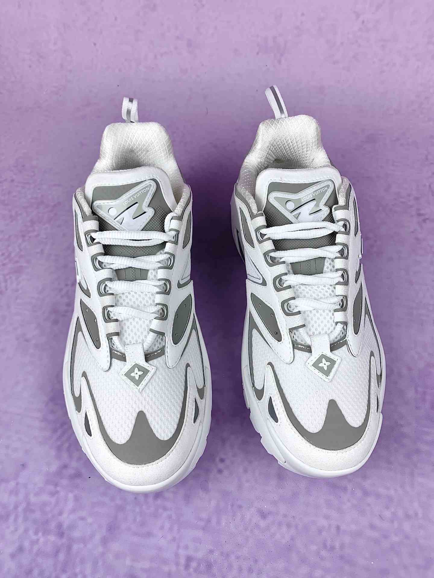 LV Runner Tatic Sneaker