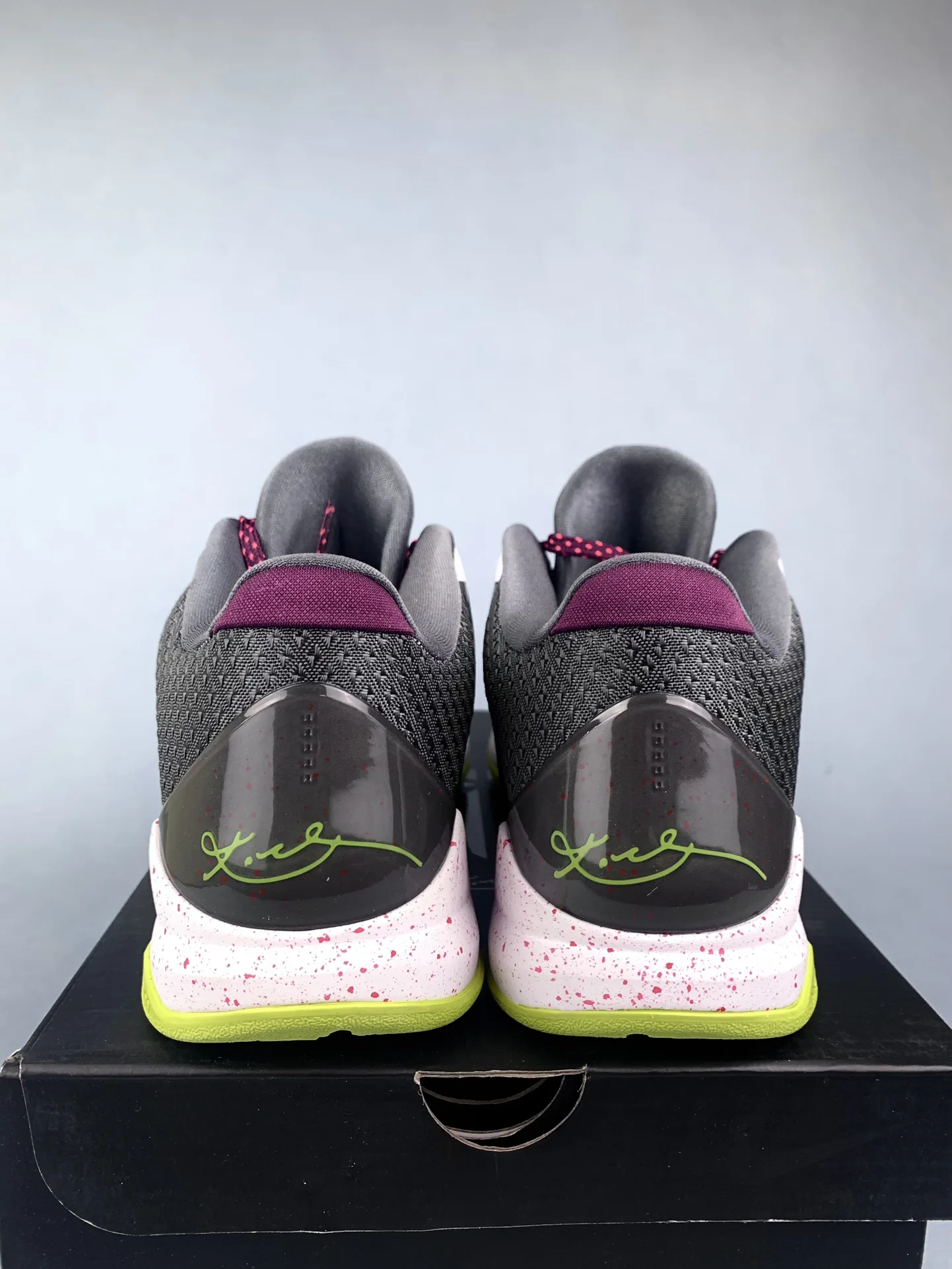 Kobe 5 Protro “Chaos” Basketball Shoes product photo from LabelPicks