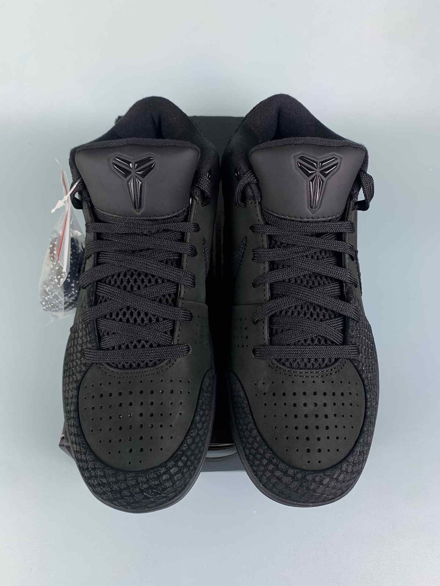 Kobe 4 Protro “Gift of Mamba” Basketball Shoes