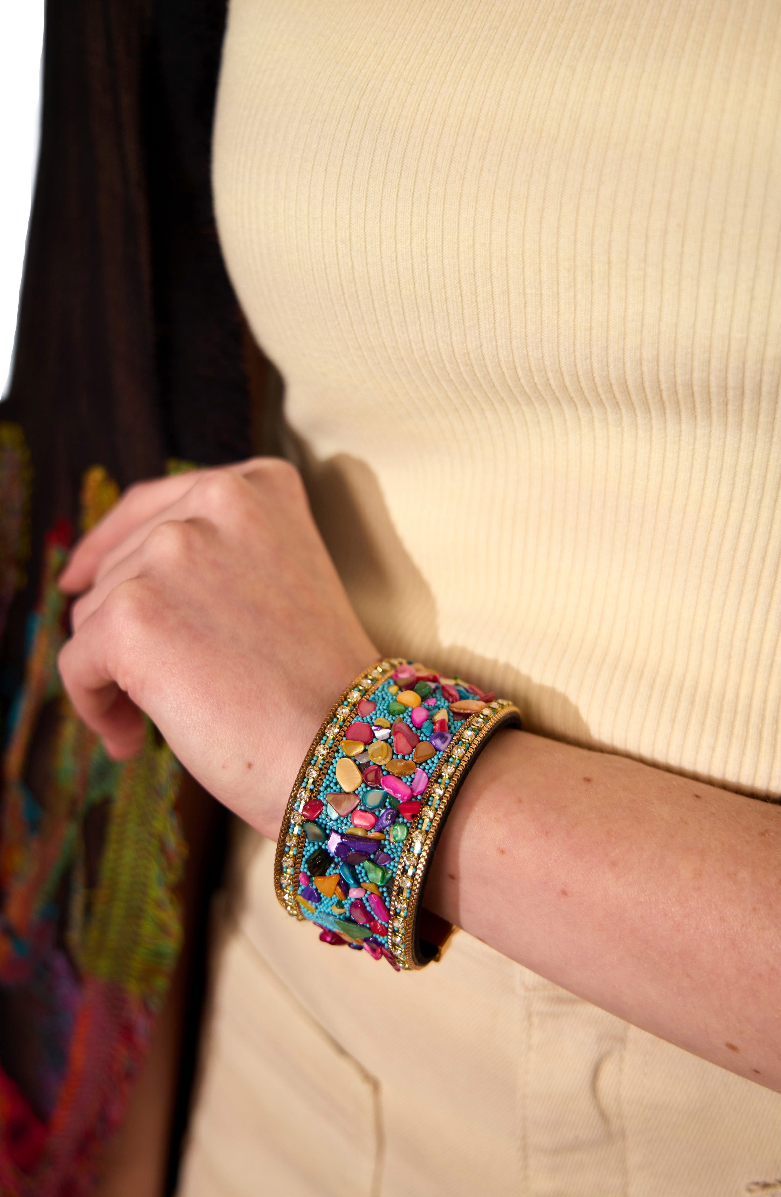 SAACHI Stone Beaded Bracelet