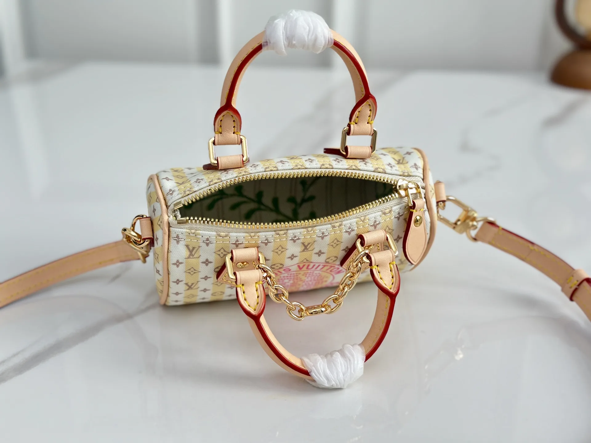 Louis Vuitton White Speedy Monogram Canvas Top Handle Bag product photo from LabelPicks