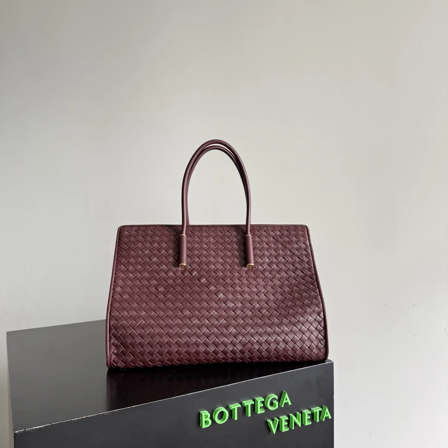 Bottega Veneta Dustbag Intrecciato Woven Leather Tote Bag product photo from LabelPicks