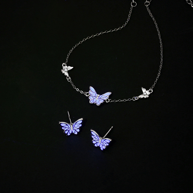 Original luminous butterfly stud earrings for women, made of sterling silver, Korean style, simple and unique design, forest-themed, versatile and elegant earrings