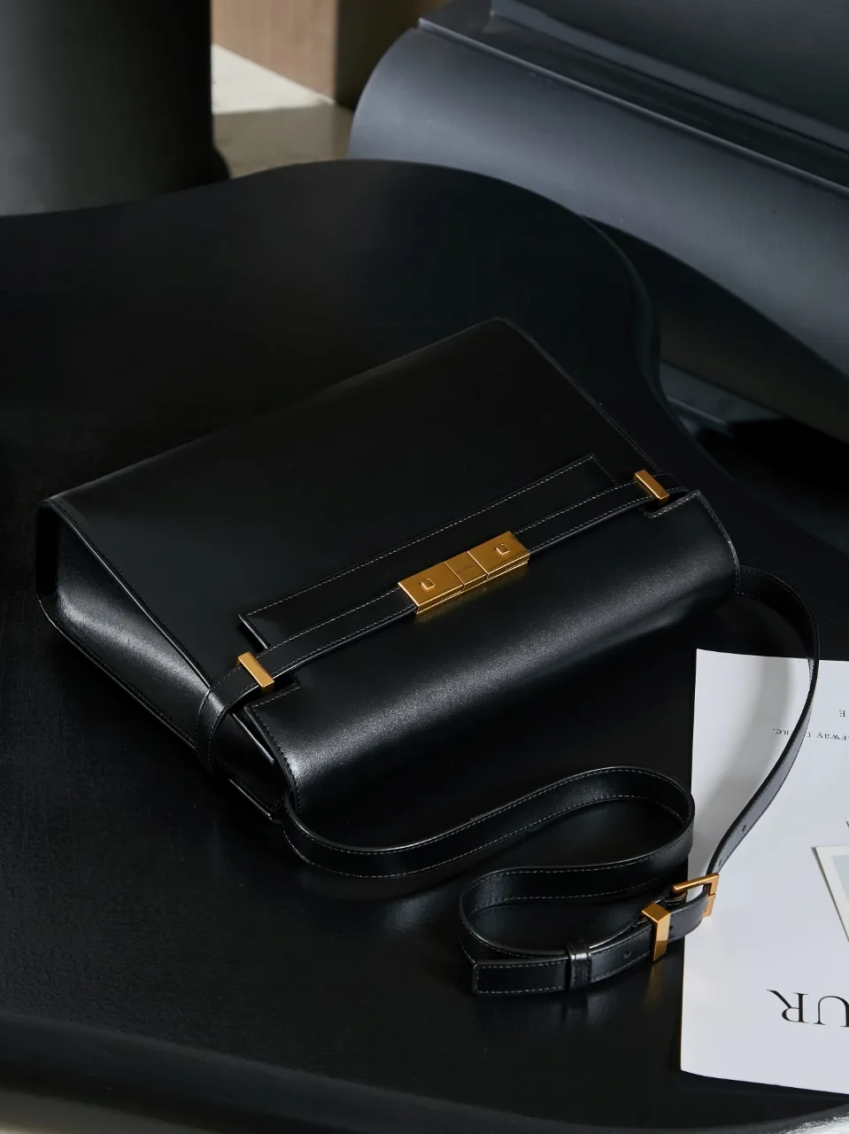 Fendi Baguette Black Calfskin Shoulder Bag product photo from LabelPicks