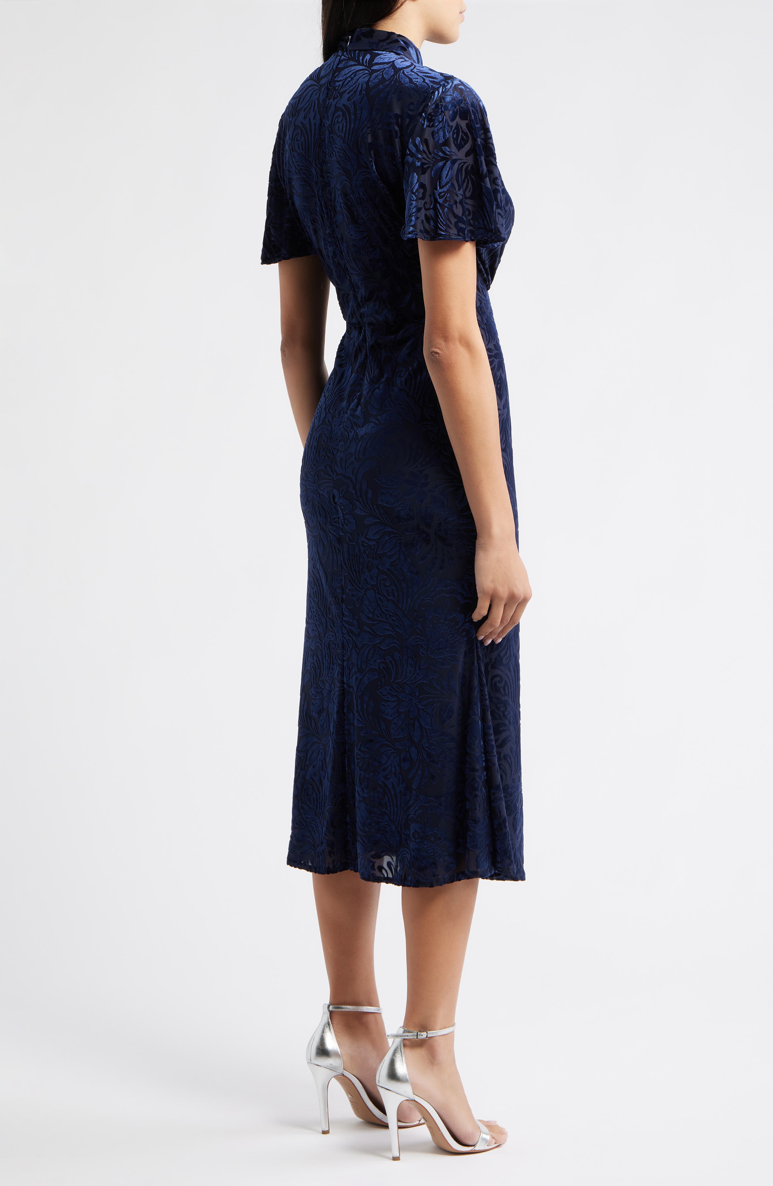 Julia Jordan Velvet Burnout Short Sleeve Midi Dress