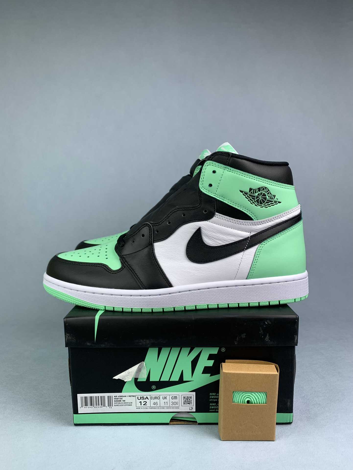 Air Jordan 1 High OG “Green Glow” Shoes