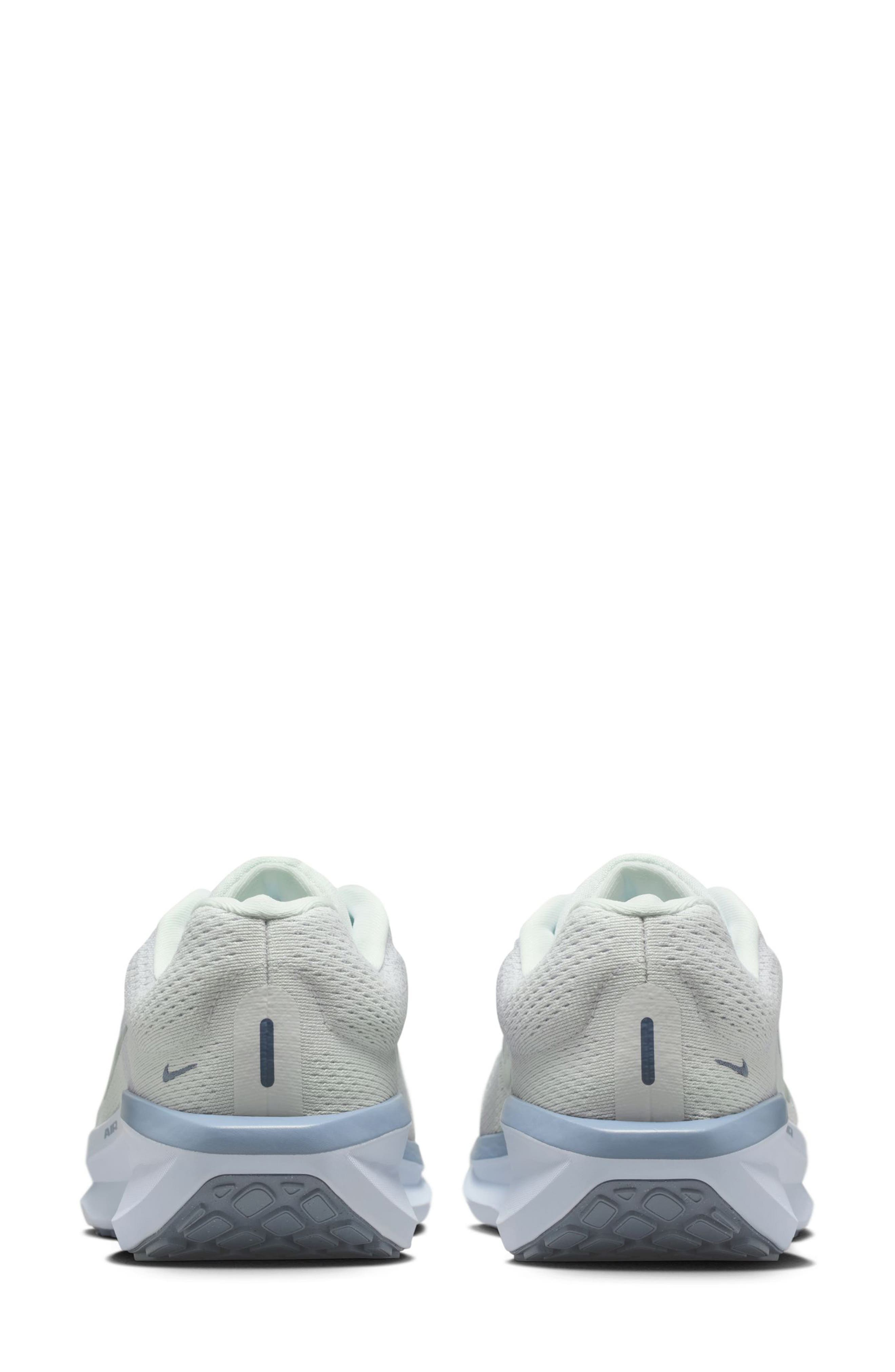 Nike Winflo 11 Running Shoe