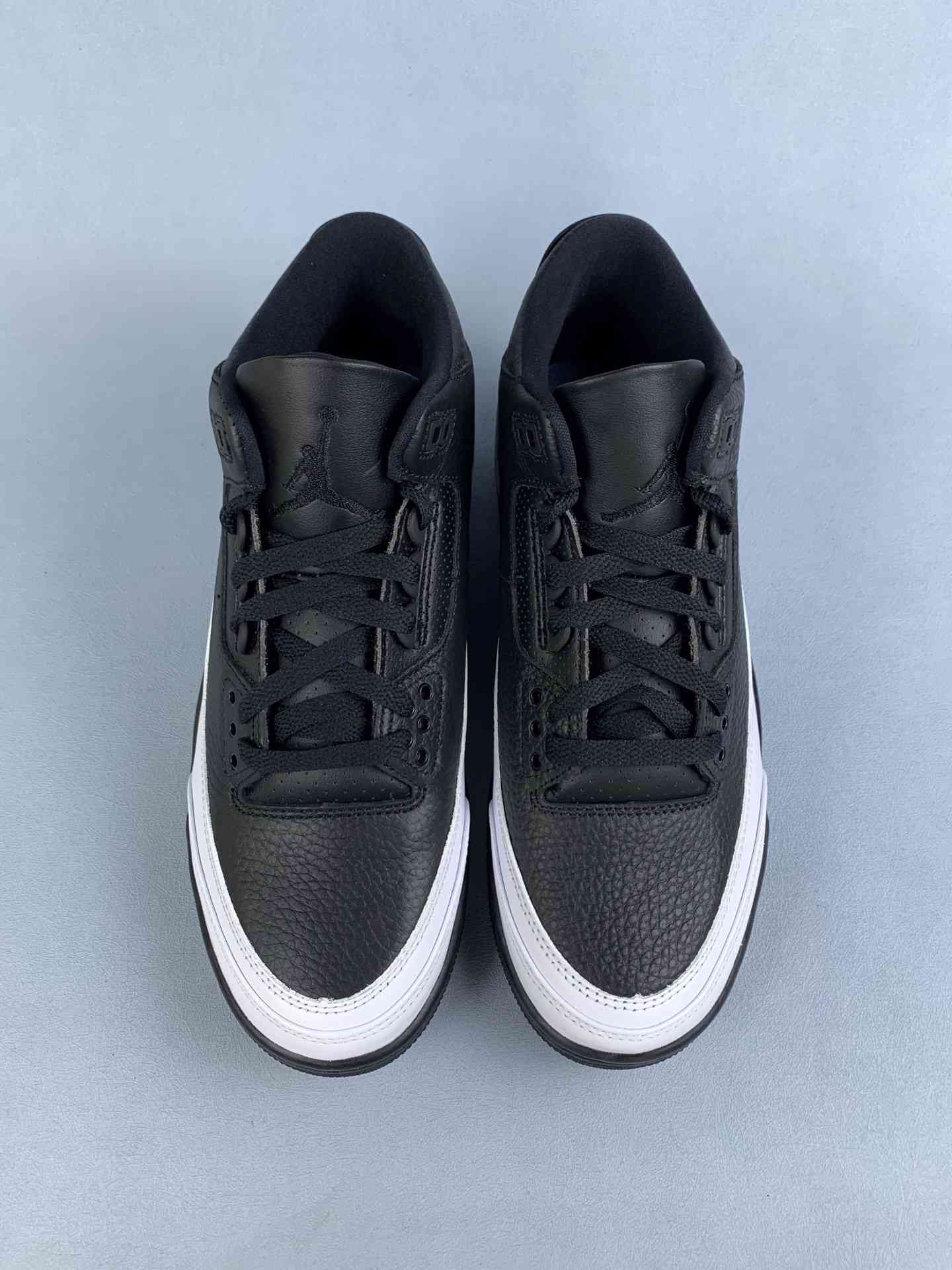 Fragment Design x Air Jordan 3 Shoes