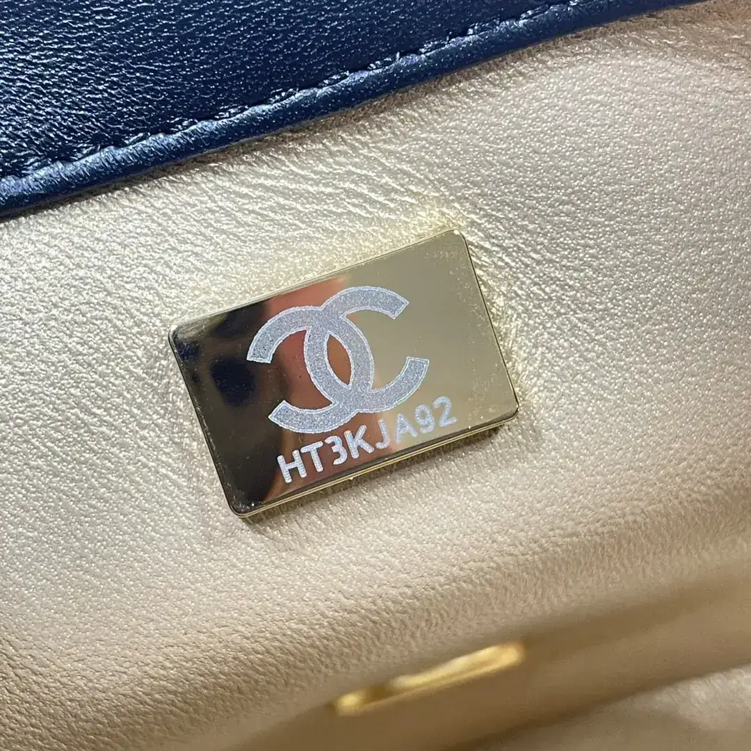 Chanel Black Shoulder Bag product photo from LabelPicks