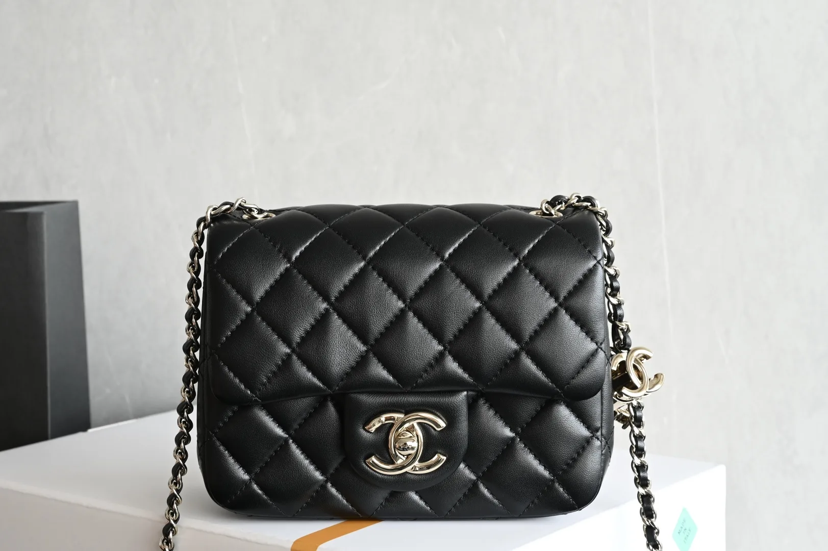Chanel Lambskin Shoulder Bag product photo from LabelPicks