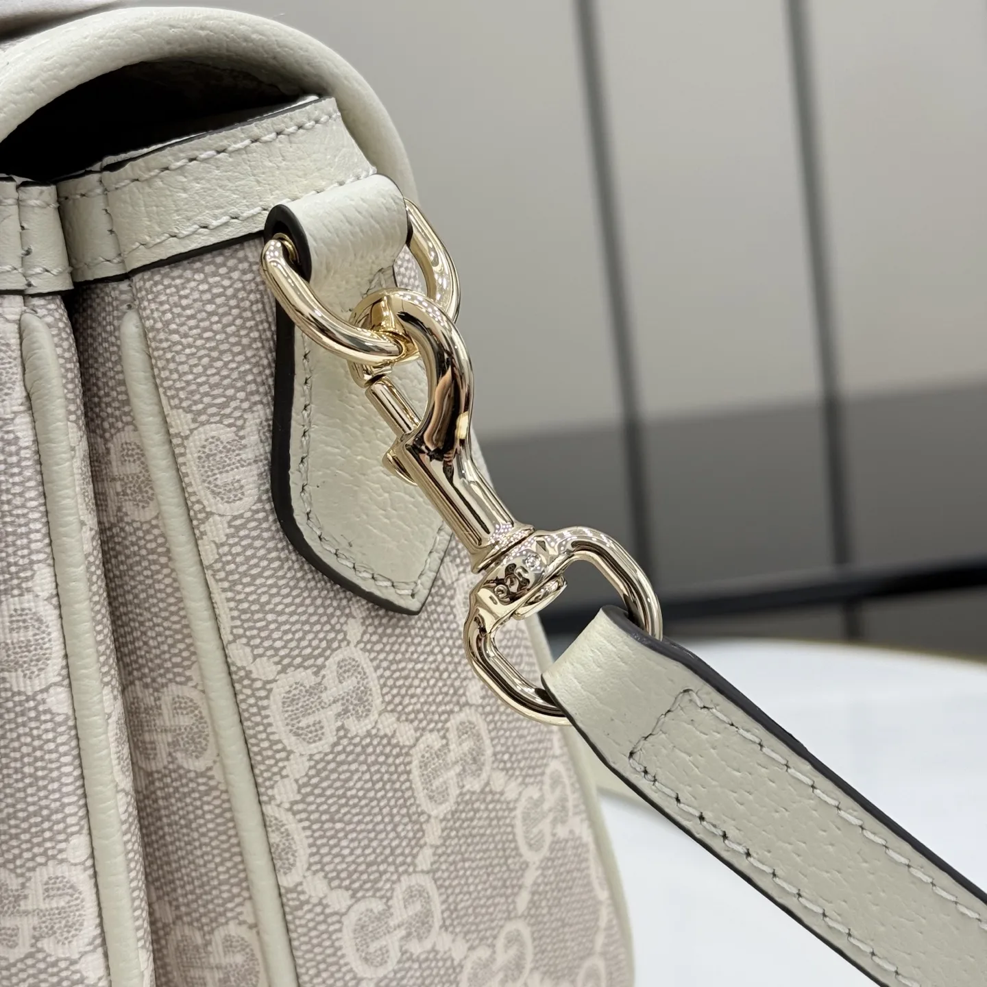 Gucci GG Supreme Canvas Ophidia Crossbody Bag product photo from LabelPicks