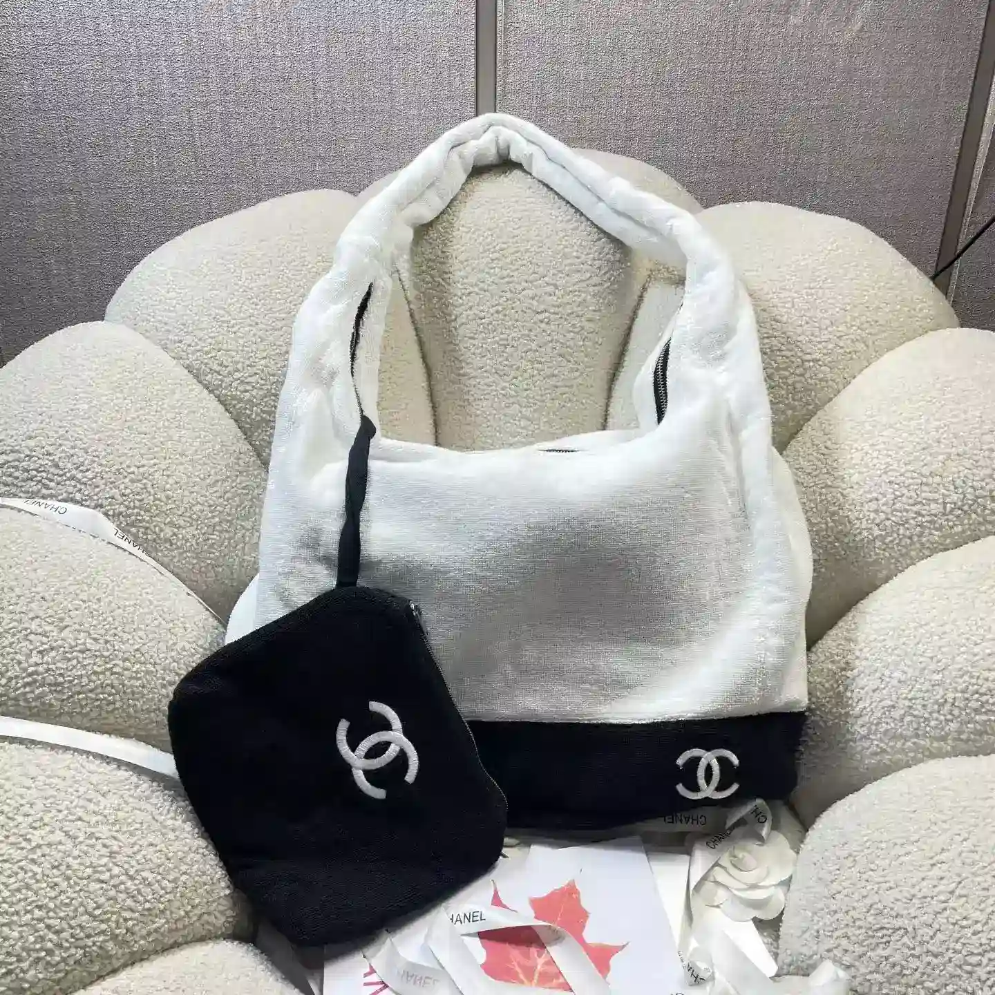 Chanel White Tote Bag product photo from LabelPicks