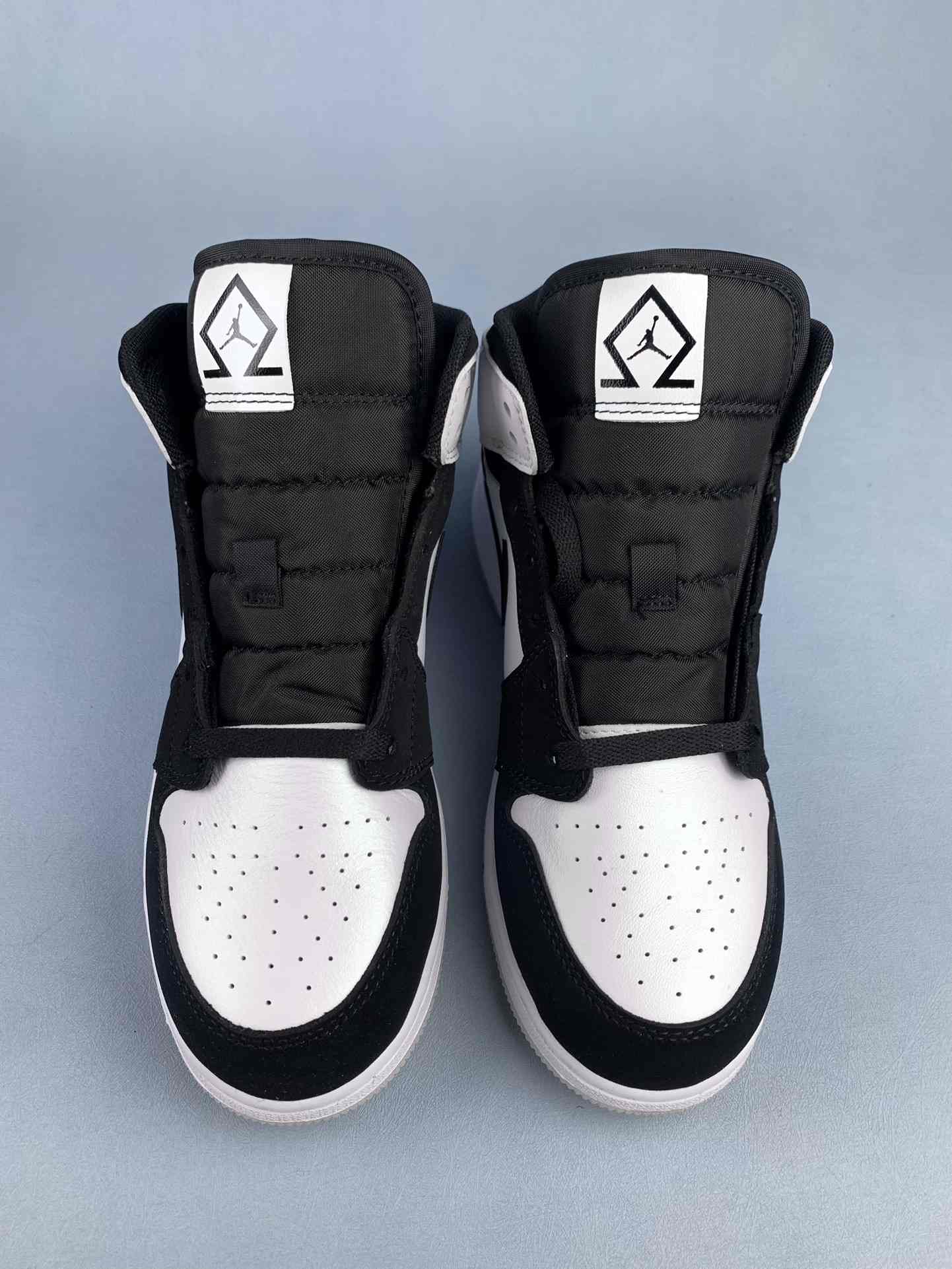 Air Jordan 1 Mid SE “Diamond” Shoes