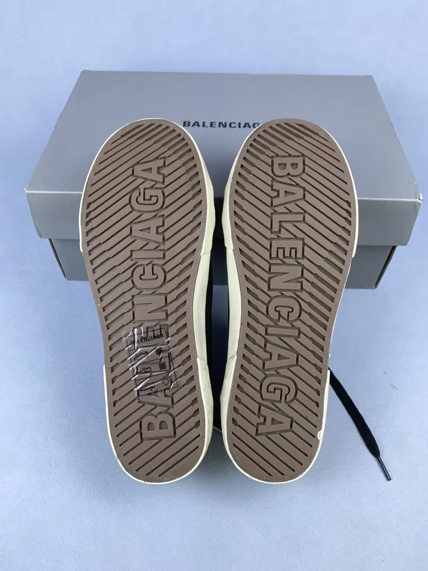 Balenciaga Paris Low Top Sneaker product photo from LabelPicks