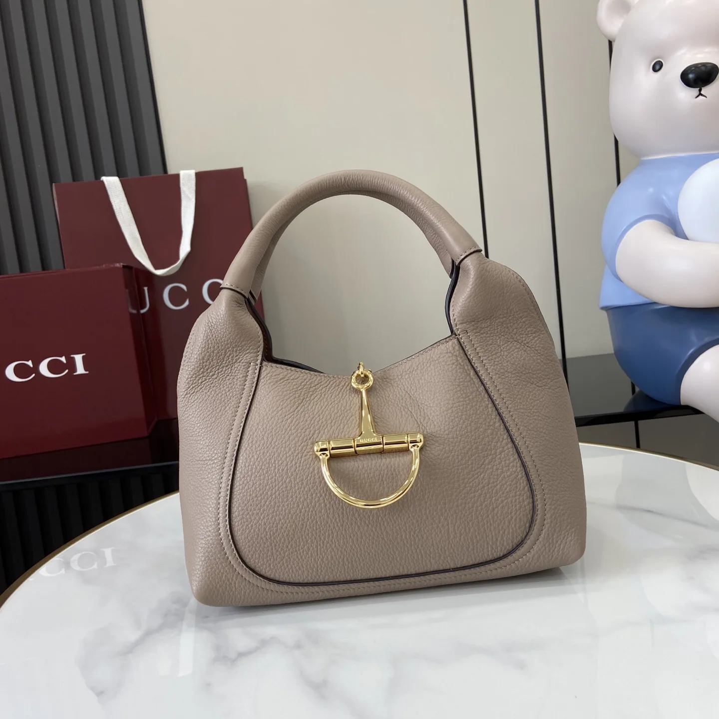 Gucci Pink Grained Leather Shoulder Bag product photo from LabelPicks