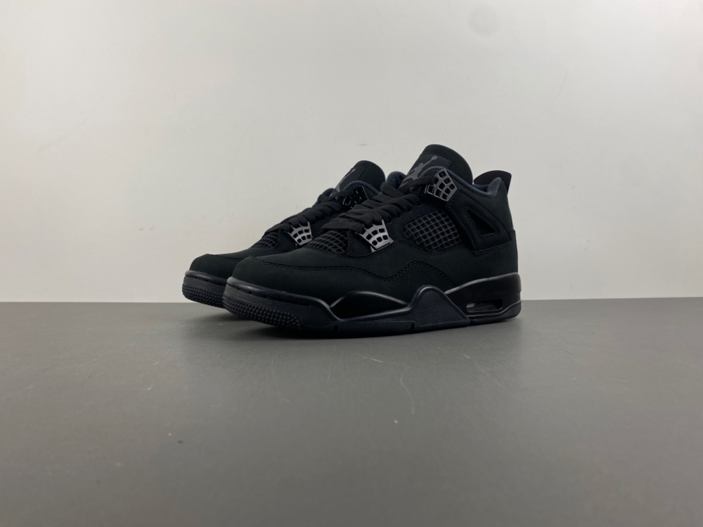 Air Jordan 4 “Black Cat” 2025