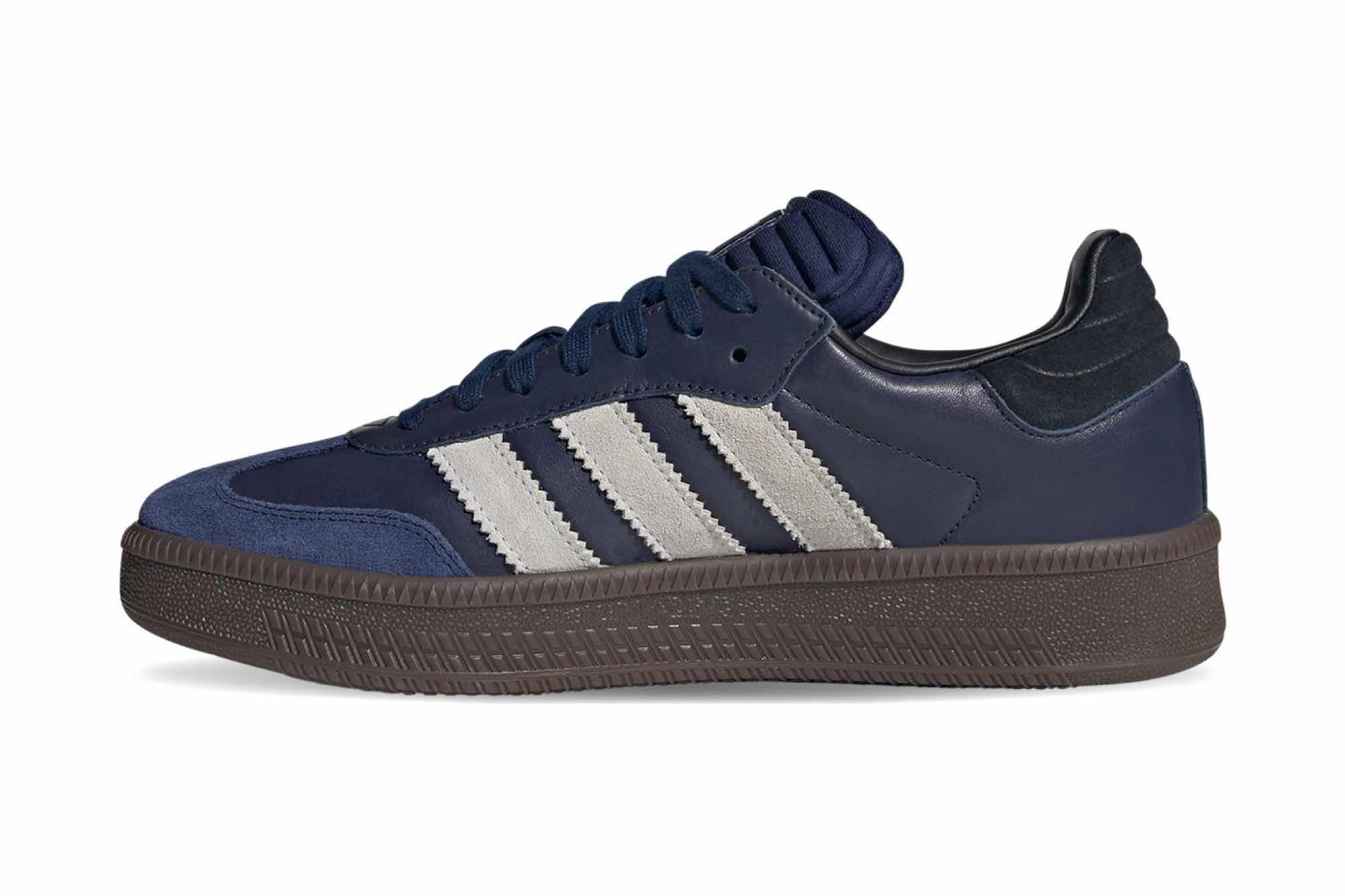 Adidas Samba XLG ‘Dark Blue Gum’ IE9179