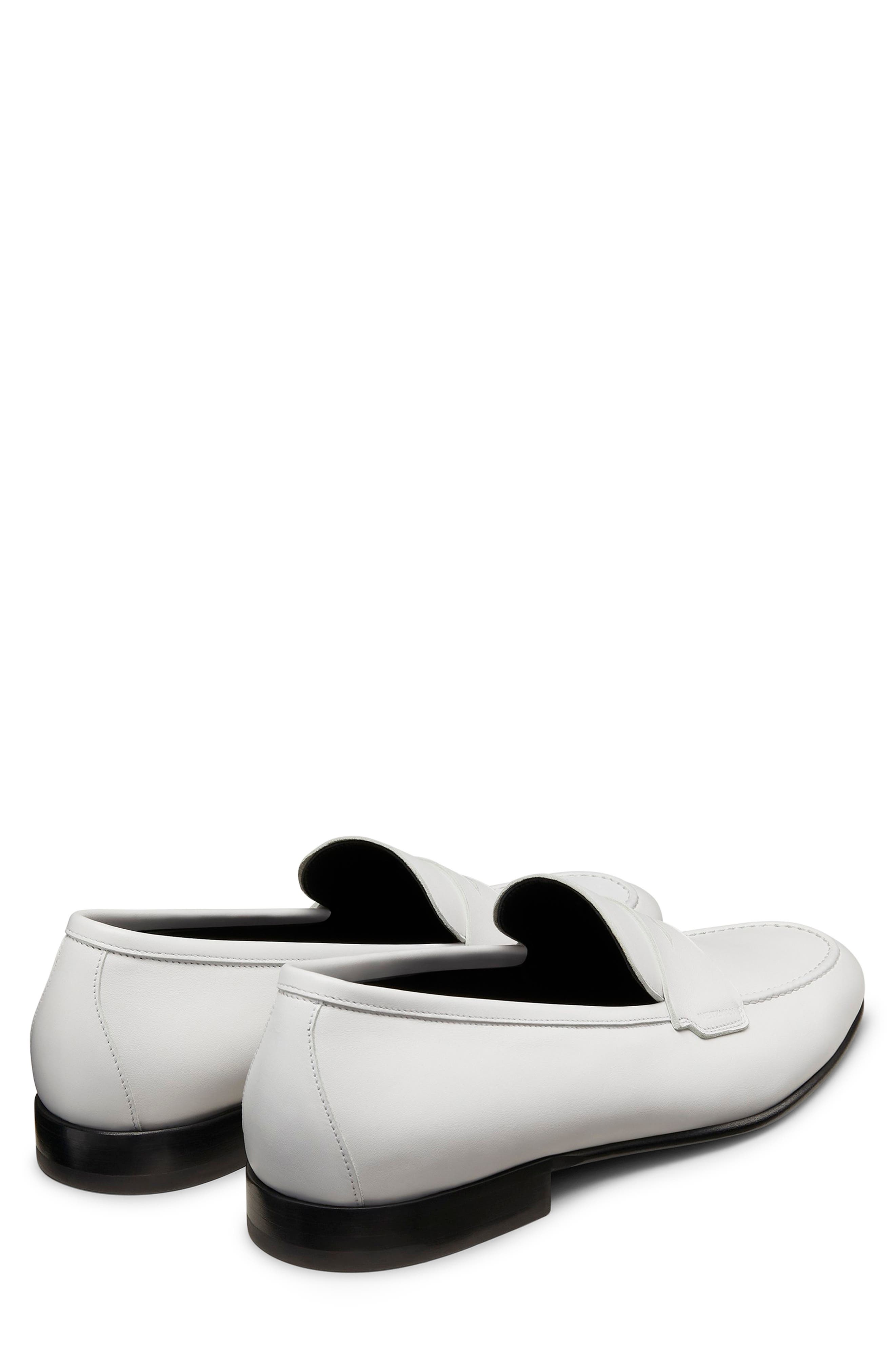 Stuart Weitzman Banks Penny Loafer