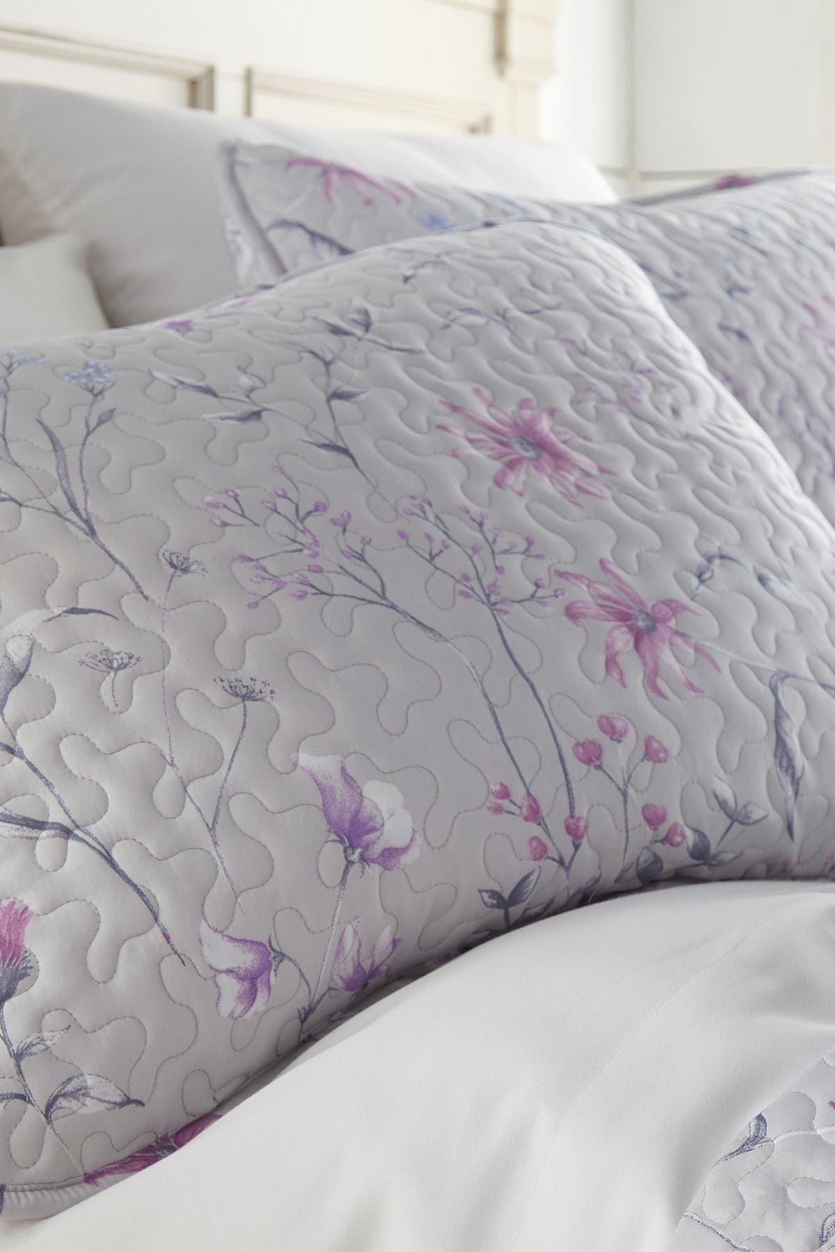 SOUTHSHORE FINE LINENS Luxury Premium Floral Collection Quilt Cover Set