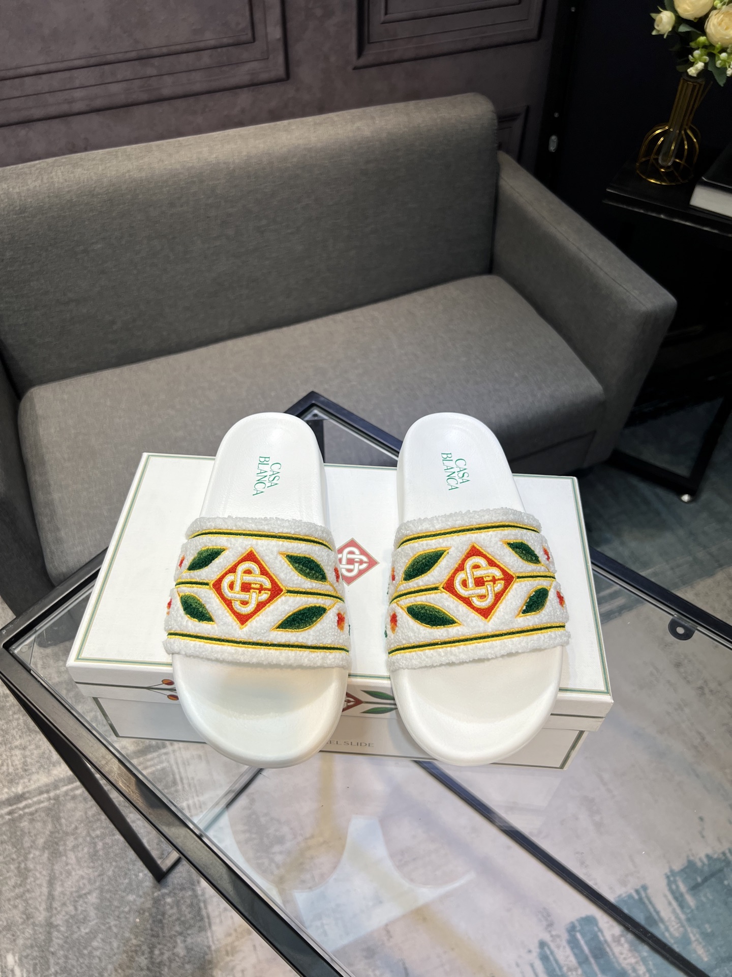 1022 The latest summer calfskin functional slippers