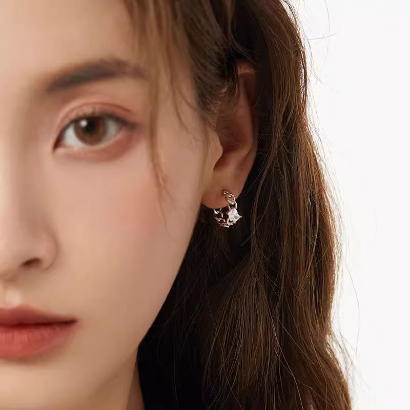 s925 sterling silver ring clasp earrings, simple and elegant, zirconia earrings, hoop earrings for women, light luxury niche design earrings