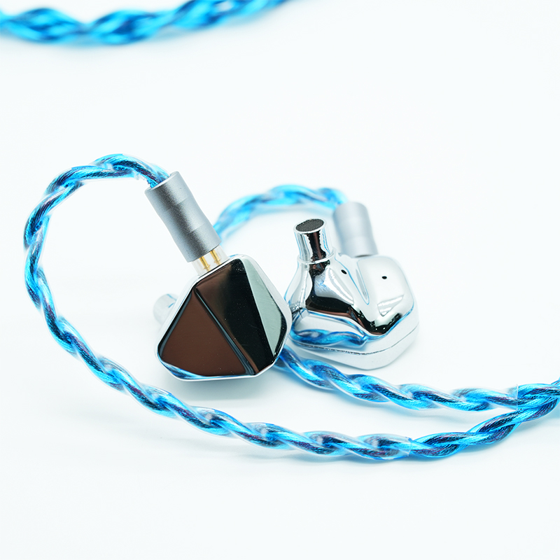 Headphones and headphone cables