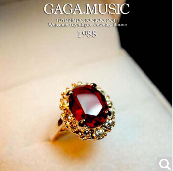 Granny green / RUBY women's ring
