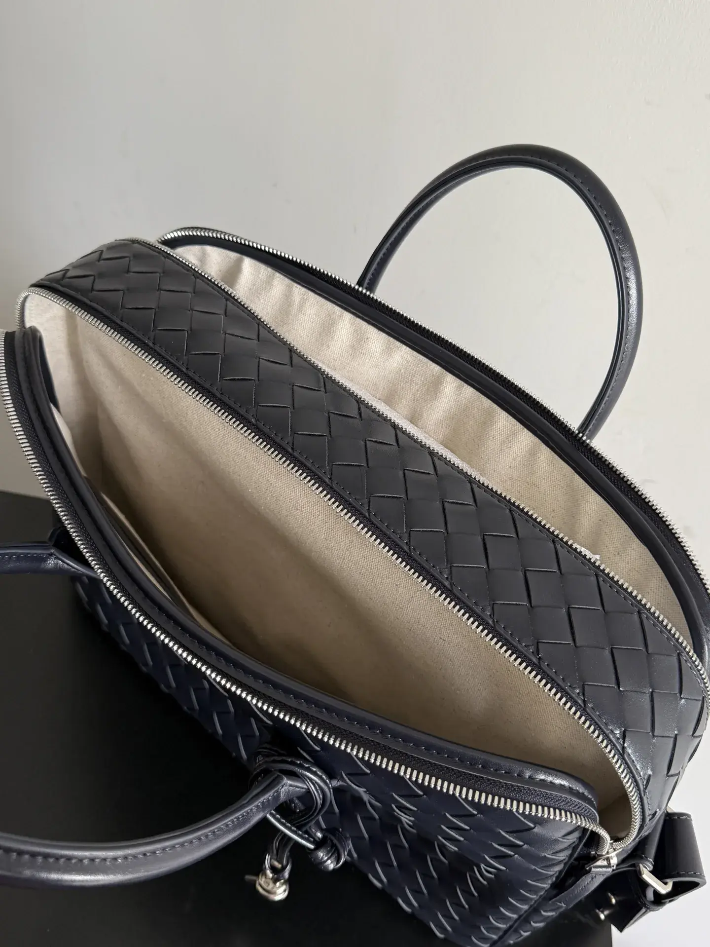 Bottega Veneta Getaway Top Handle Bag product photo from LabelPicks