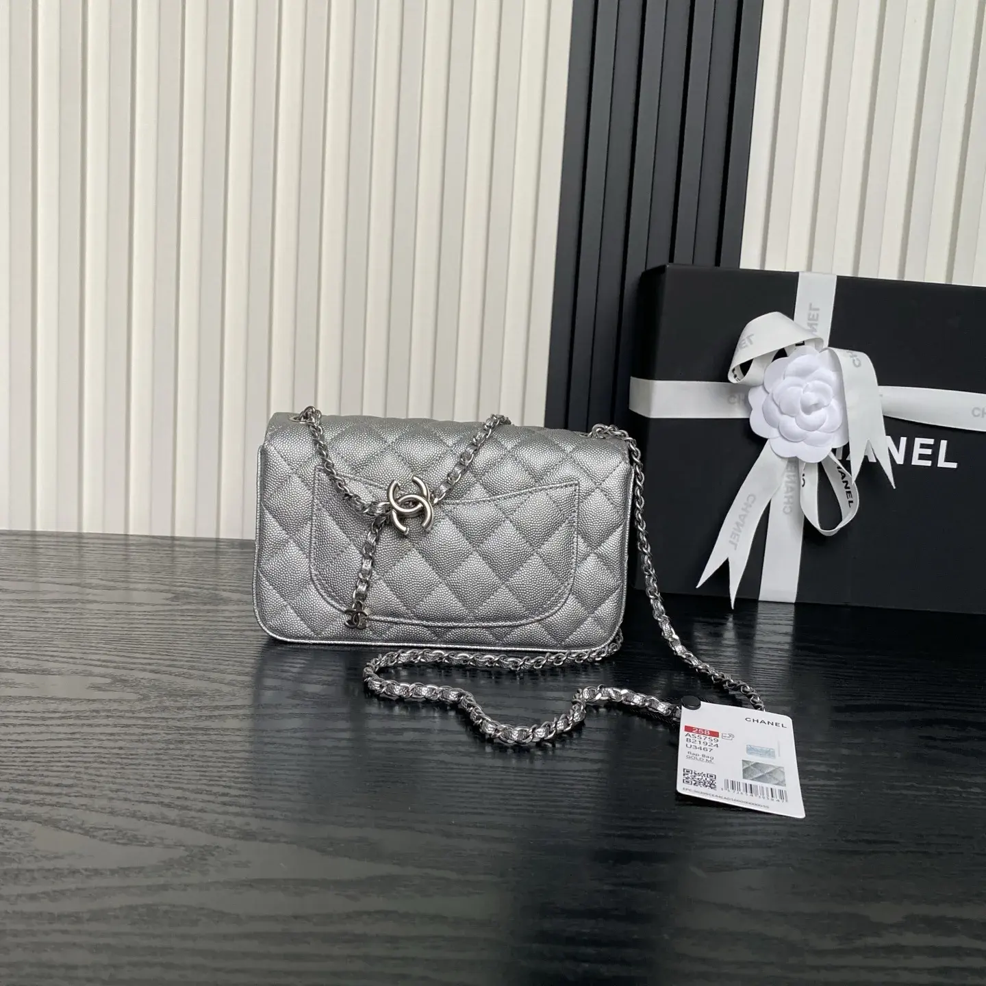 Chanel Gold Classic Flap Calfskin Shoulder Bag product photo from LabelPicks