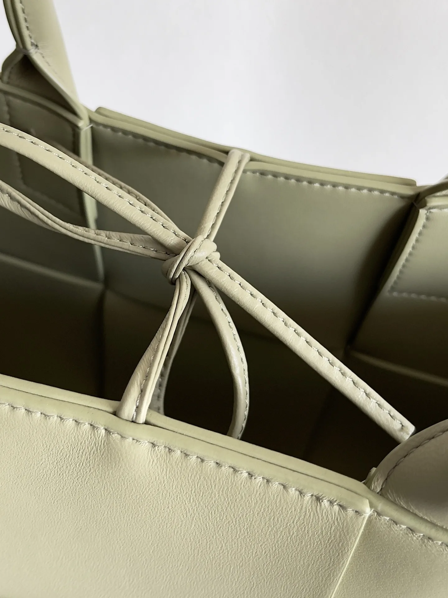Bottega Veneta Green Intrecciato Woven Leather Tote Bag product photo from LabelPicks