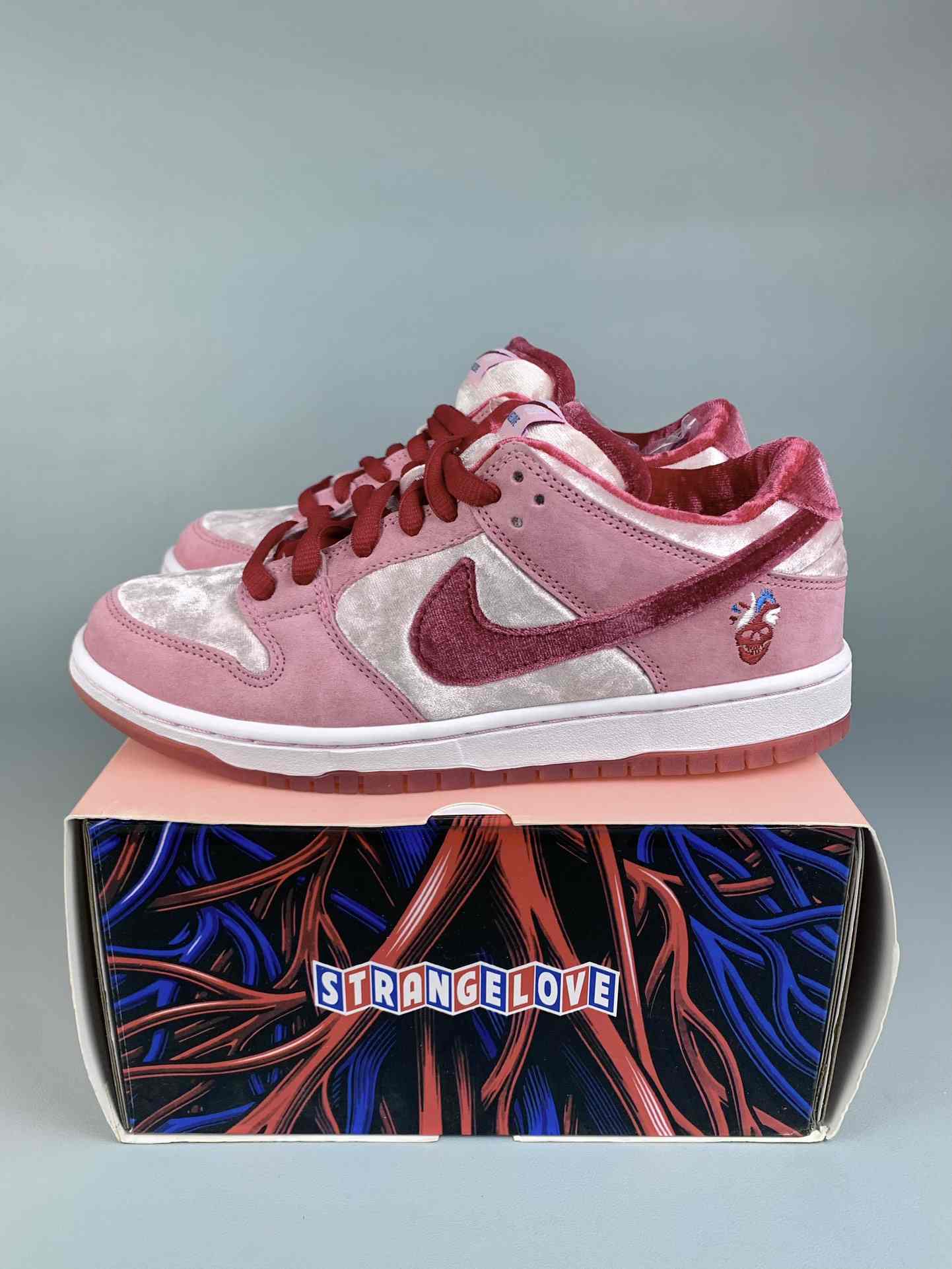 StrangeLove x Nike SB Dunk Low “Valentine’s Day” Skate Shoes