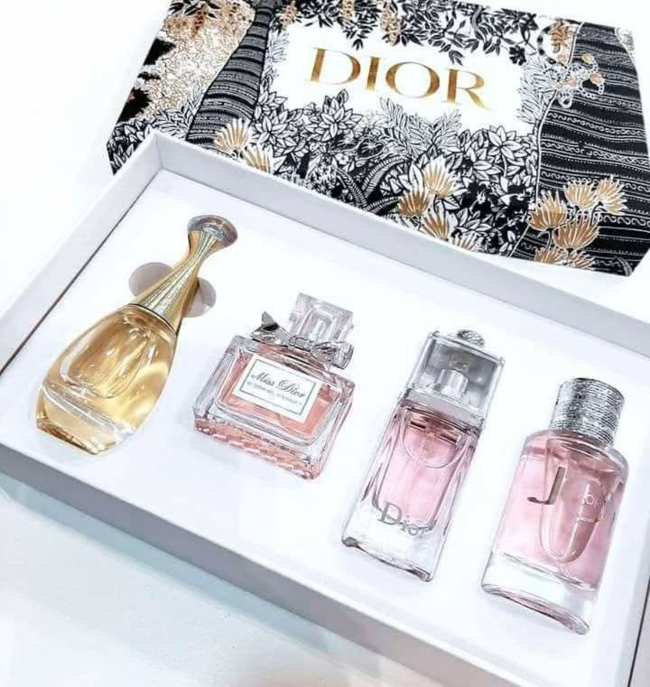 Golden Bloom Discovery Set – 4 x 30ml Women's Perfume Gift Set