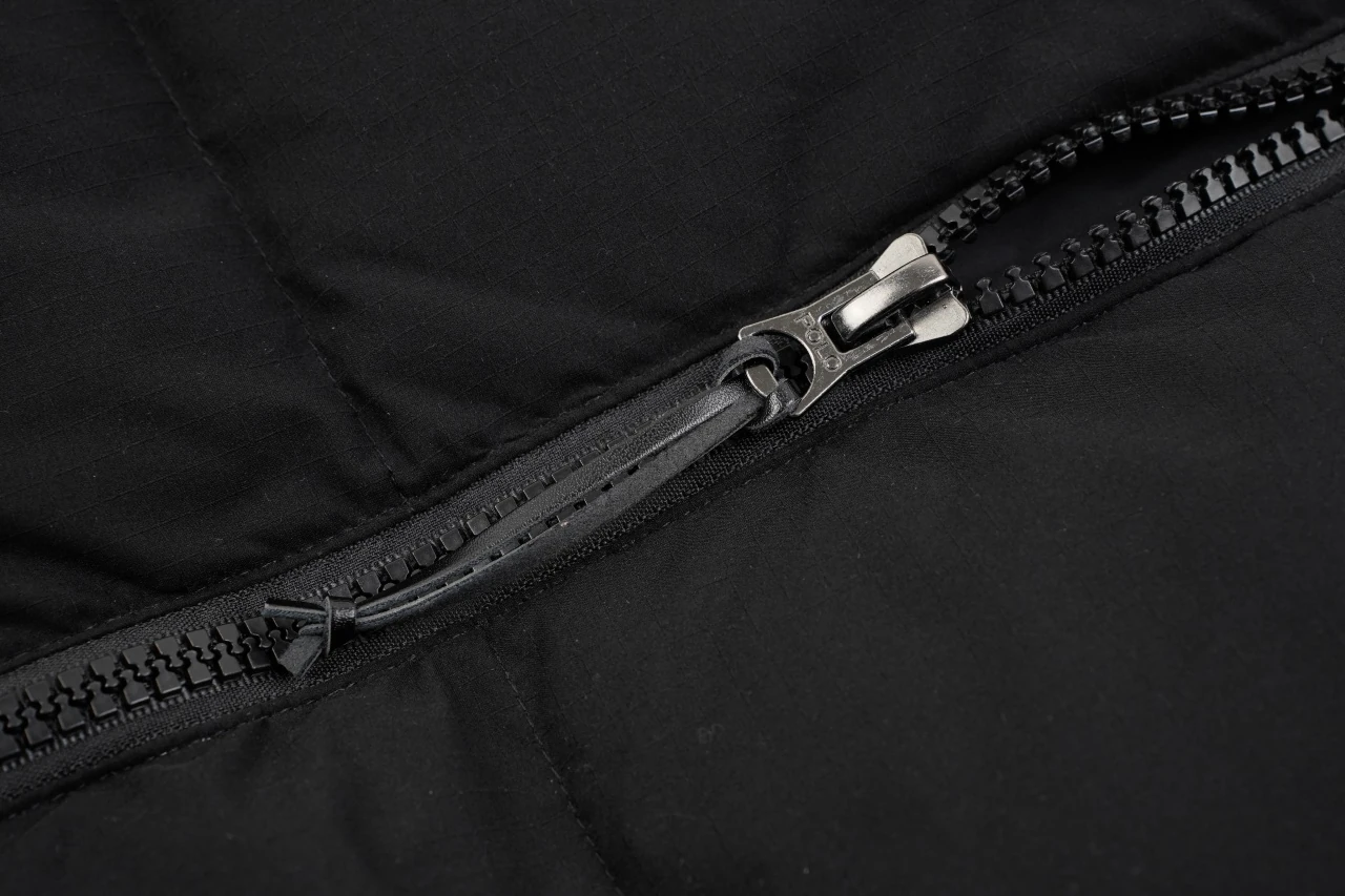 Ralph Lauren Black Pony Embroidered Jacket Style Down Coat product photo from LabelPicks