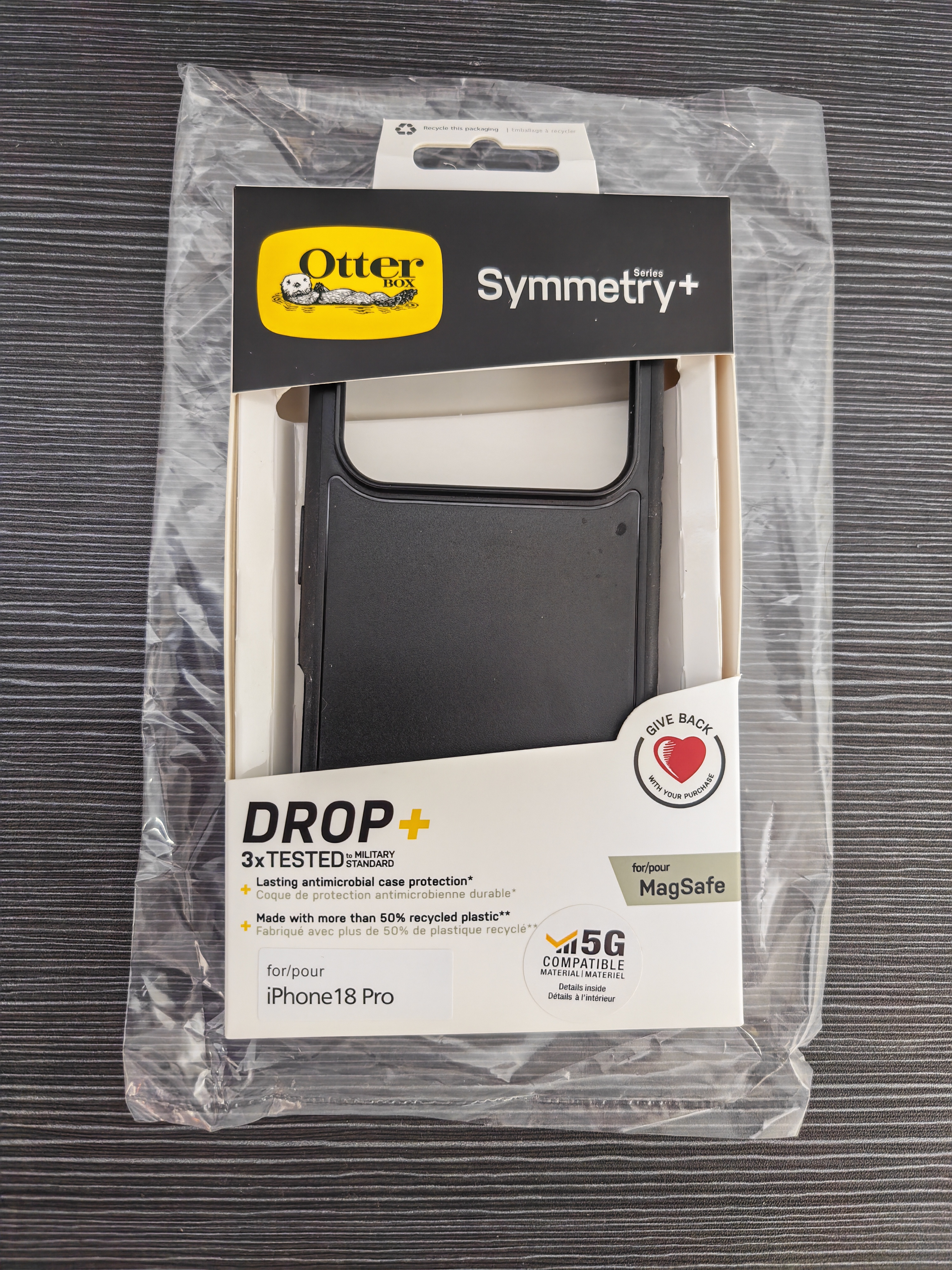 iPhone 18 Pro / 18Pro Black Magsafe otterbox Symmetry Case (0919) - GreshamTech