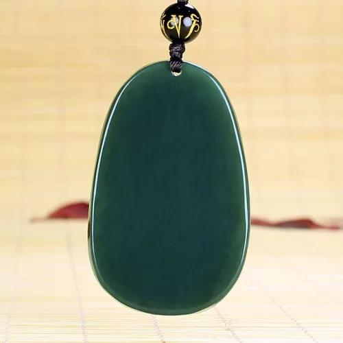 Xinjiang bodyguard Buddha patron saint pendant natal Buddha Guanyin male and female jade pendant