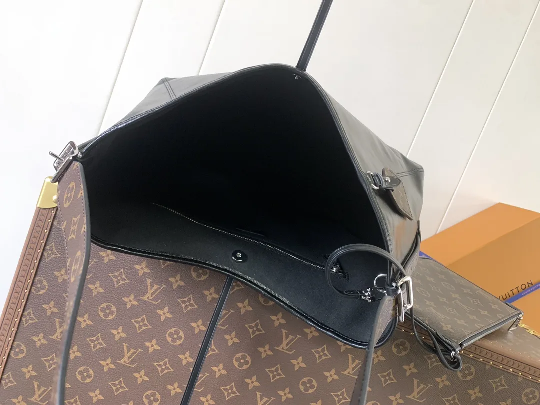 Louis Vuitton Lambskin Tote Bag product photo from LabelPicks
